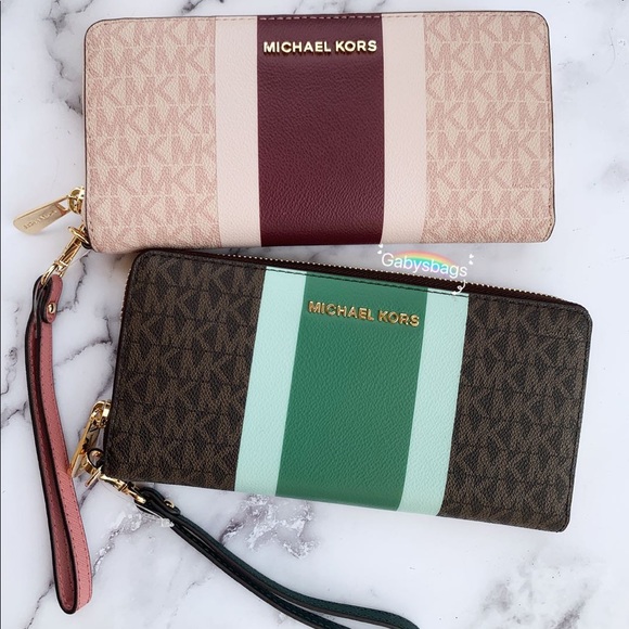 Michael kors large continental wristlet wallet - Picture 2 of 8